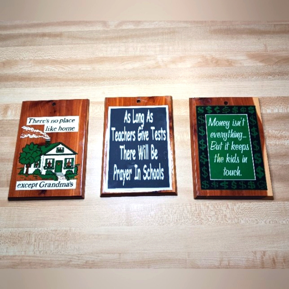 Vintage Cedar Wood Wall Plaques (Set Of 3) NWOT